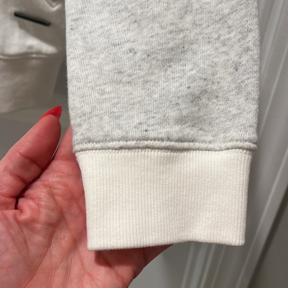 Calvin Klein NWT Sweatshirt WHITE WASH heather Denim Active Activewear Large L - Picture 5 of 10